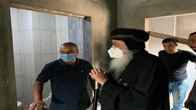 مطران طنطا يتابع أعمال مشروع مبنى الفلك (صور)