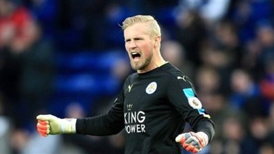 صراع بين مانشستر يونايتد وتشيلسي على شمايكل