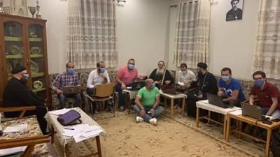 الأنبا بولا يتابع غرفة عمليات انتخابات مجلس الشيوخ من داخل مقر المطرانية