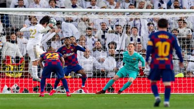 برشلونة يصدم مانشستر يونايتد