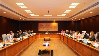 وزير السياحة يناقش سبل دعم الترويج السياحي بالأسواق الخارجية