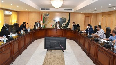 لجنة لمراجعة إجراءات السلامة بالمحال والمستودعات والمخازن بالفيوم