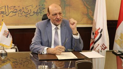 حزب المصريين: السيسي أول رئيس مصري يهتم بالشباب