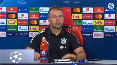 مدرب بايرن ميونخ يعلن جاهزية نجمه قبل مواجهة برشلونة 