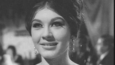 أنغام تعلق على وفاة شويكار قائلةً: