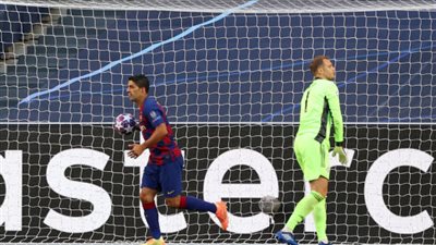 شاهد - هدف عكسي يُعادل النتيجة لبرشلونة أمام البايرن