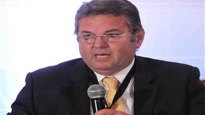 وزير قطاع الأعمال: نسعى لتطوير 3 محالج للقطن في الوجه البحري