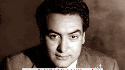 فشل في اختبار الإذاعة وغنى 