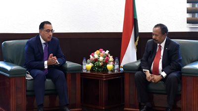 سد النهضة وتعزيز التعاون.. تفاصيل لقاء مدبولى ونظيره السوداني بالخرطوم