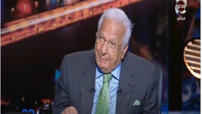 عكاشة: الإغلاق بسبب كورونا أثر إيجابيا على الأسرة المصرية (فيديو)