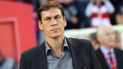 مدرب ليون: نثق في أنفسنا لتحقيق إنجازات كبيرة بدوري أبطال أوروبا