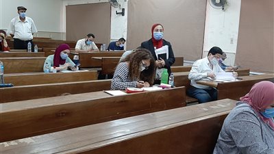 بدء امتحانات الدراسات العليا بتجارة عين شمس