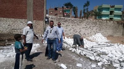 إزالة حالات تعد على الأرض الزراعية في 3 مراكز بالفيوم (صور)