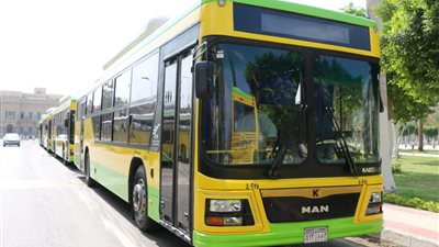 تعرف على خطوط سير الـ20 أتوبيسا مكيفا التي تم تشغيلها بالقاهرة اليوم (صور)