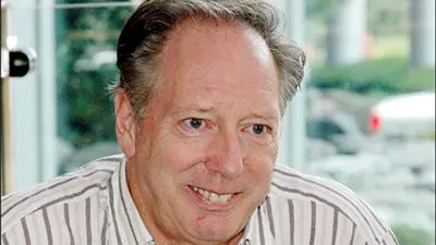 تصريحات قوية من مدرب الأهلي السابق على القمة 