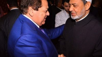 أبو العينين يُكرم أوائل الثانوية الأزهرية.. ويمنحهم مكافأة 10 آلاف جنيه لكل طالب