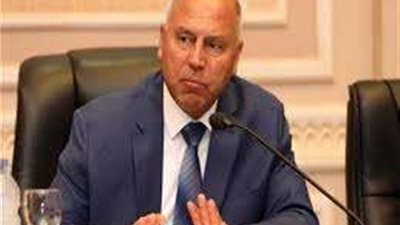 وزير النقل يعلن إنشاء فندق داخل محطة بشتيل لقطارات الصعيد (فيديو)