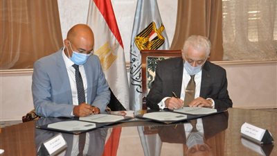 التعليم: بروتوكول تعاون مع اورنچ مصر لإطلاق منصة رقمية للدروس الإلكترونية