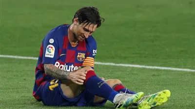 أول رد رسمي من إدارة برشلونة على رحيل ميسي