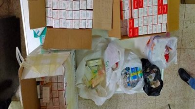 ضبط أدوية مخدرة وجنسية وإغلاق 3 صيدليات في حملات مكثفة ببني سويف (صور)
