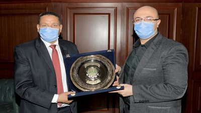 محافظ بني سويف: المجتمع المدني شريك رئيسي في تنفيذ خطتنا التنموية 