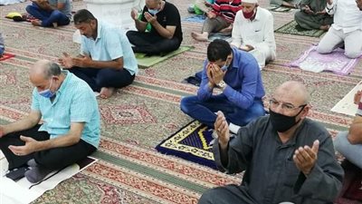  أول صلاة جمعة منذ بدء جائحة كورونا من مسجد السيدة نفيسة (صور)