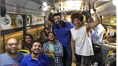 أحمد الفيشاوي بجانب دينا الشربيني ويعلق.. :