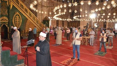 الأوقاف: المصريون ضربوا المثل في التحضر خلال صلاة الجمعة