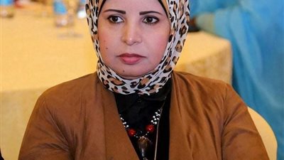 فاطمة إبراهيم.. أول سيدة تحصل على منصب سكرتير عام مساعد قنا