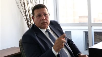 اللواء مدحت قريطم يكشف حقيقة ارتفاع أسعار استخراج رخصة القيادة (فيديو)