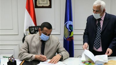 نجاح ١٠٠٪.. محافظ البحيرة يعتمد نتيجة امتحانات الدور الثاني للشهادة الإعدادية