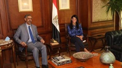 وزيرة التعاون الدولي تبحث مع 