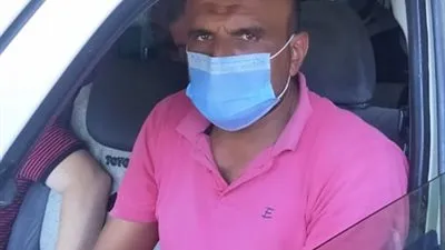 حملات مكثفة لإلزام السائقين والركاب بارتداء الكمامات في البحيرة (صور)