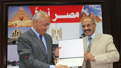 بمشروع جديد.. جامعة القاهرة تبدأ الحرب على الفكر المتطرف والشائعات (صور)