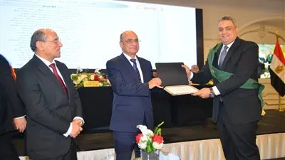 وزارة العدل تكرم المتميزين من شباب الجهات والهيئات القضائية (صور)