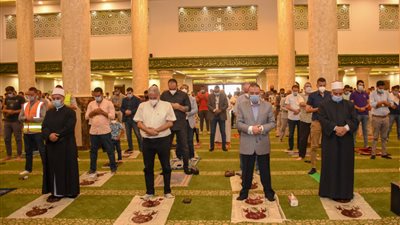محافظ الإسكندرية يفتتح مسجد 