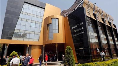 رئيس اتحاد الكرة الأسبق عن سرقة كأس إفريقيا: ارجعوا لتحقيقات حريق الجبلاية