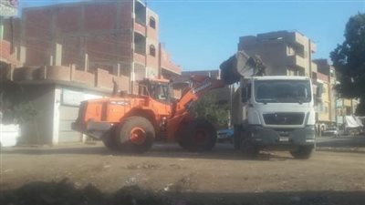 حملة نظافة مكبرة بمجلس قروي 