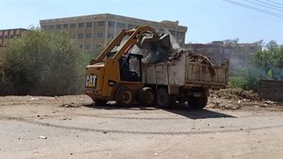 تحرير 404 محضر خلال حملات لرفع الإشغالات والنظافة بالمنيا