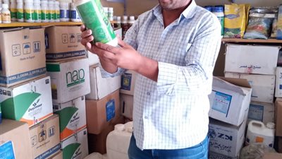 استمرار الحملات التفتيشية على محلات المبيدات بمركزى سنورس وأبشواي