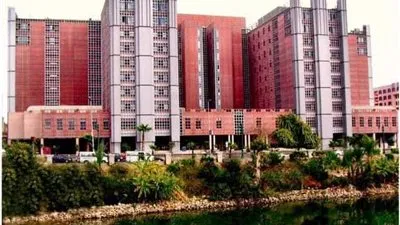 جامعة القاهرة تدرس تحويل 