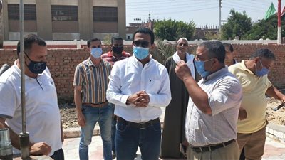 نائب محافظ الفيوم يتفقد عددا من المواقع الخدمية بمركزي إطسا وأبشواي