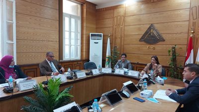 جامعة بنها تبحث سبل التعاون مع أكاديمية البحث العلمي