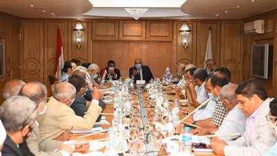 محافظ قنا: خفض الحد الأدنى للقبول بالثانوية العامة إلى 253 درجة