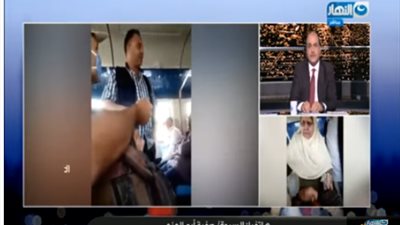 شاهد.. سبب غلق سيدة القطار مكالمتها مع الإعلامي محمد الباز 