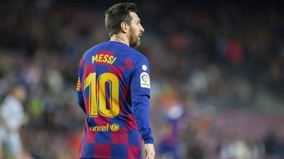 نجم الدوري الإنجليزي: ميسي قدم لنا معروفًا البقاء في برشلونة