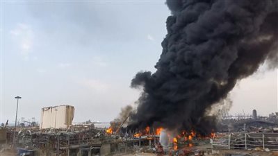 حريق في مرفأ بيروت وتجنيد أطفال.. أبرز أحداث العالم في أسبوع