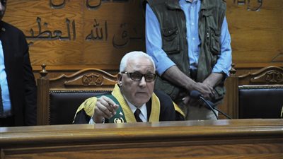 تأجيل أولى جلسات محاكمة 9 متهمين بقضية 