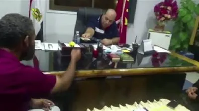 القصة الكاملة بشأن 