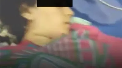 أم تتهم مستشفى جامعي بالمنيا بالتسبب في وفاة نجلتها.. والجامعة ترد : سنتحقق من الأمر (فيديو)